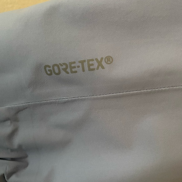 Arc'teryx ☔️ Jacket Codetta Gore-Tex Hooded soft Blue Sz Small - Picture 5 of 6